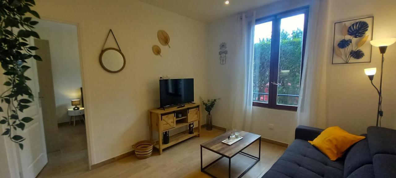 Apartamento Magnifique F2-5Mn Aeroport D'Orly-Parking Prive Gratuit Paray-Vieille-Poste Exterior foto